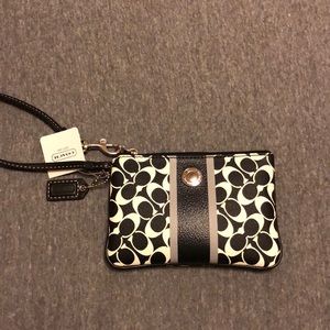 NWT Coach Wristlet